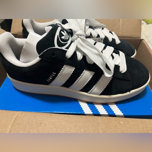 Men's Adidas Campus 00's 
Size: 9 
Brand new - Picture 4 of 5